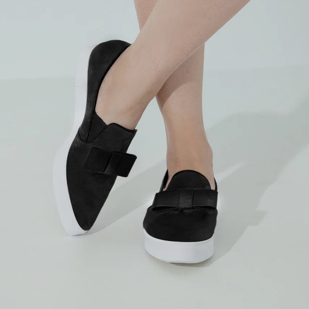 ALL BLACK  Bow Slip On Sneakers size 40